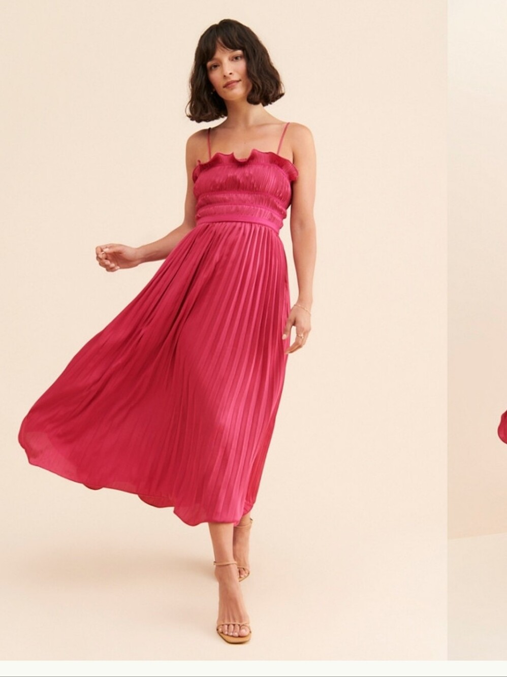 En Elley Kacey Pleated Maxi Dress